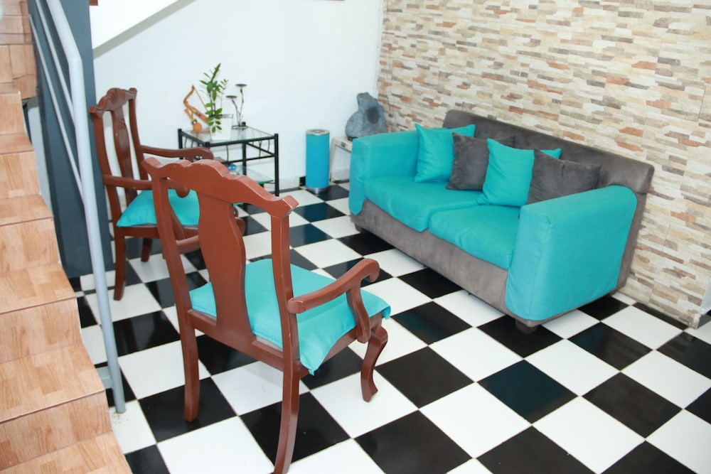 Aarony House Hotel 28/50