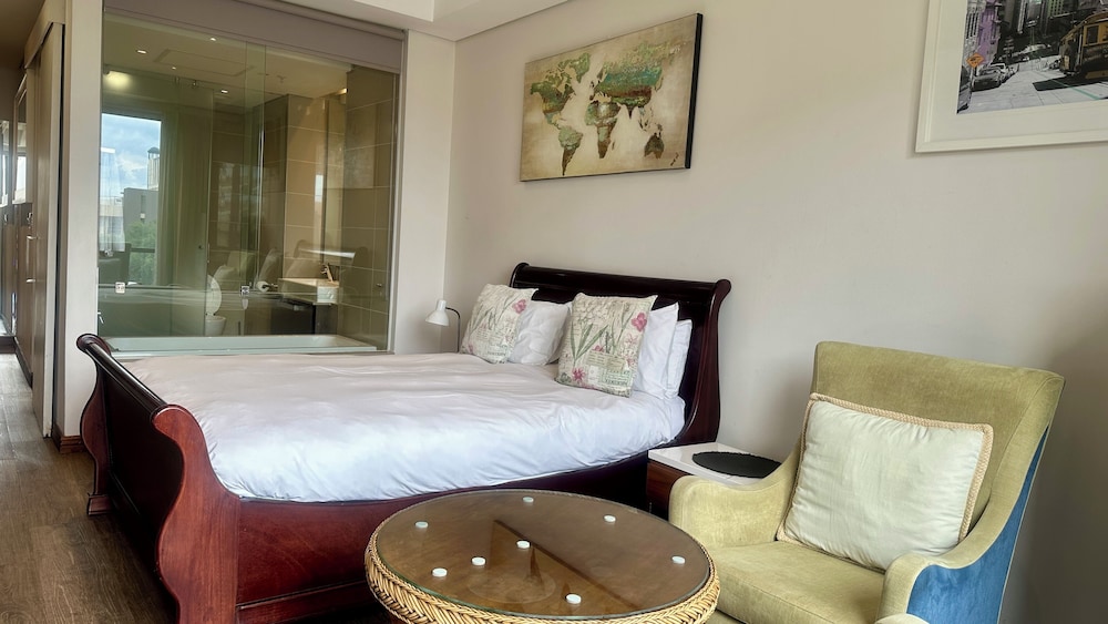 Sandton Skye Unit 702 31/50