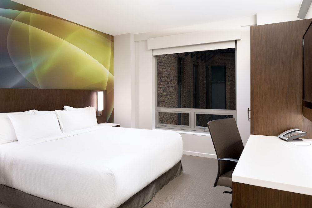 Urban, King Bed, Accessible