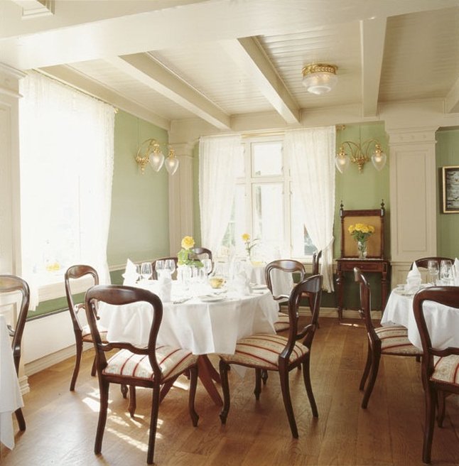 Walaker Hotel 32/43