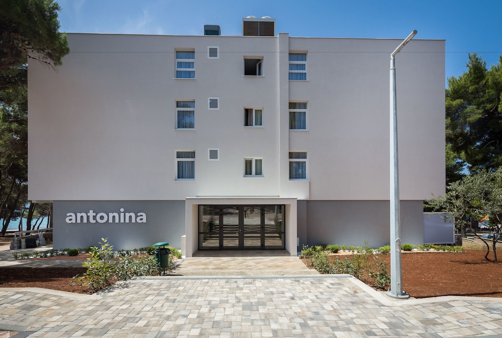 Villas Arausana Antonina in VODICE