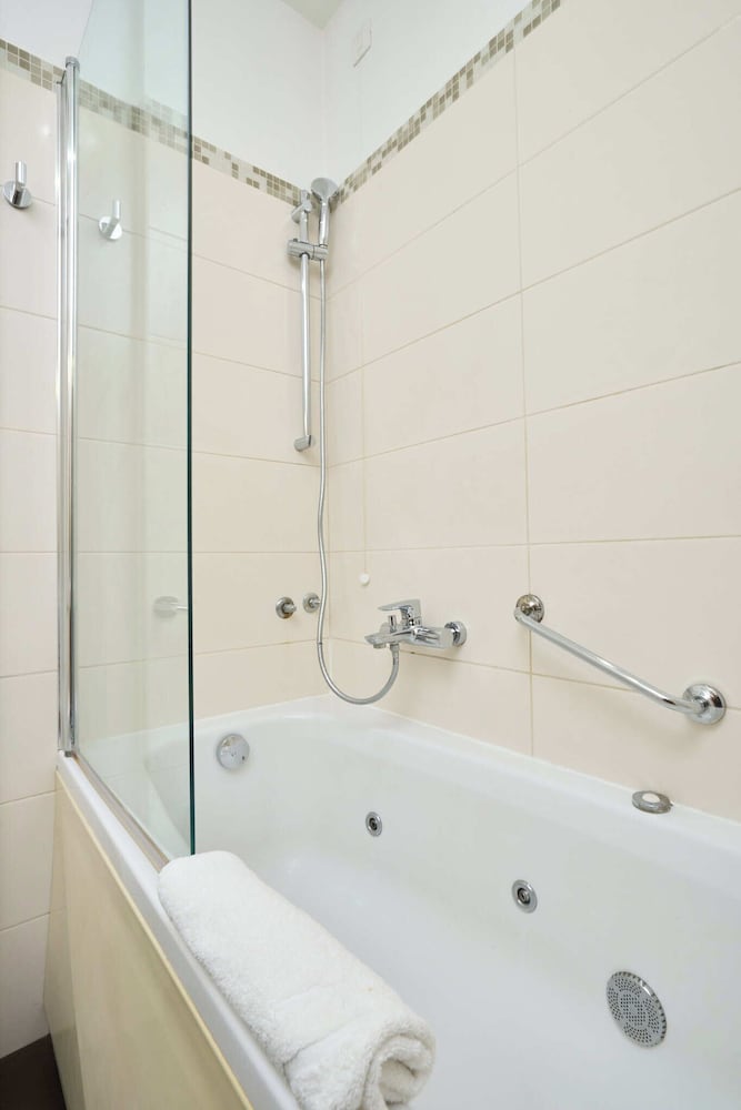 Hotel Phoenix Velika Gorica 33/36