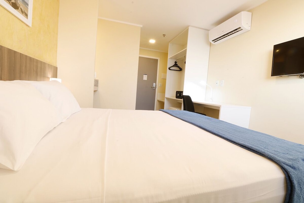 Acqua Inn 10/50