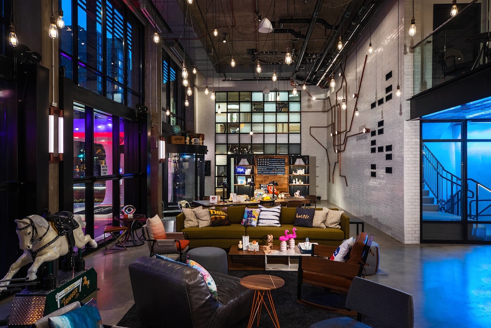 Moxy Washington DC Downtown 37/41