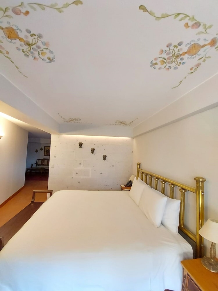 Katari Hotel At Plaza De Armas 3/34