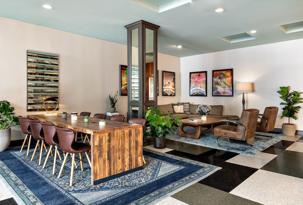 Hotel Preston Nashville Airport 56/70