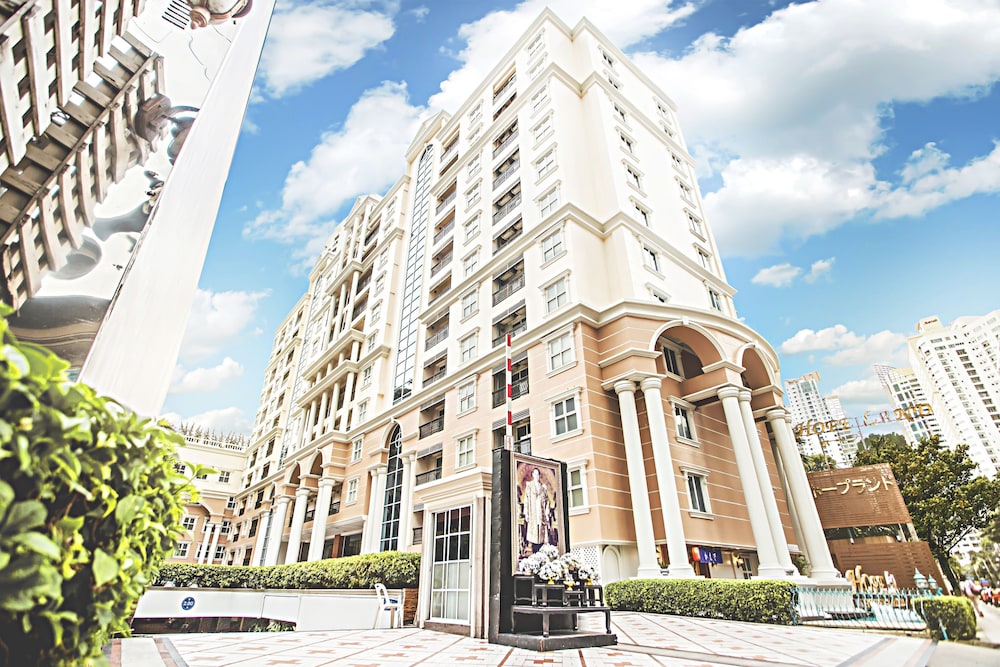 Hope Land Hotel Sukhumvit 24 in BANGKOK
