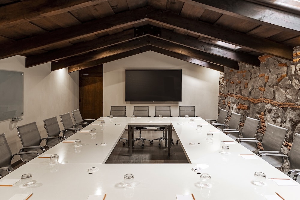 El Convento Boutique Hotel 51/66