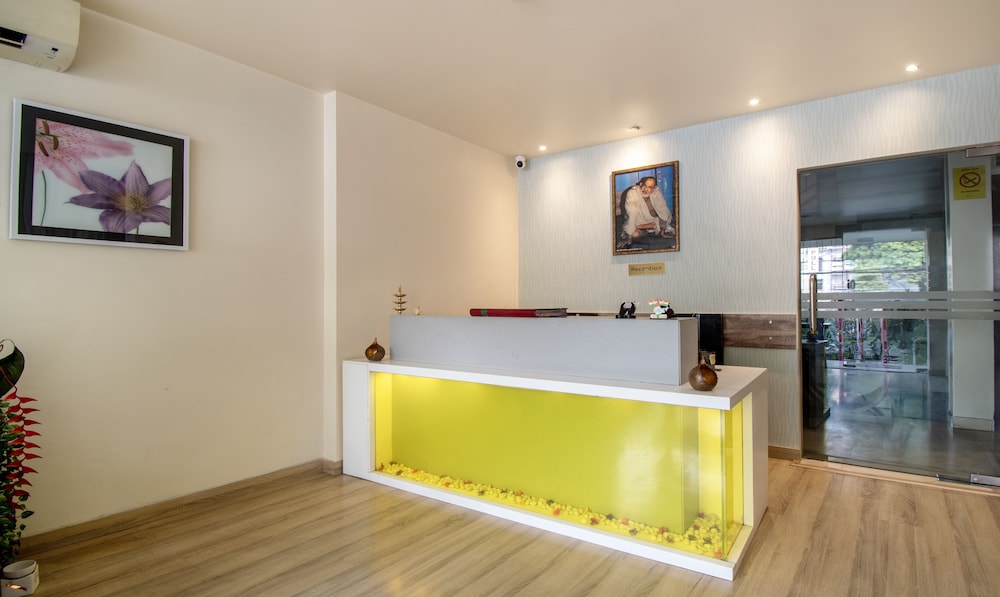 CABANA HOTEL 6/41