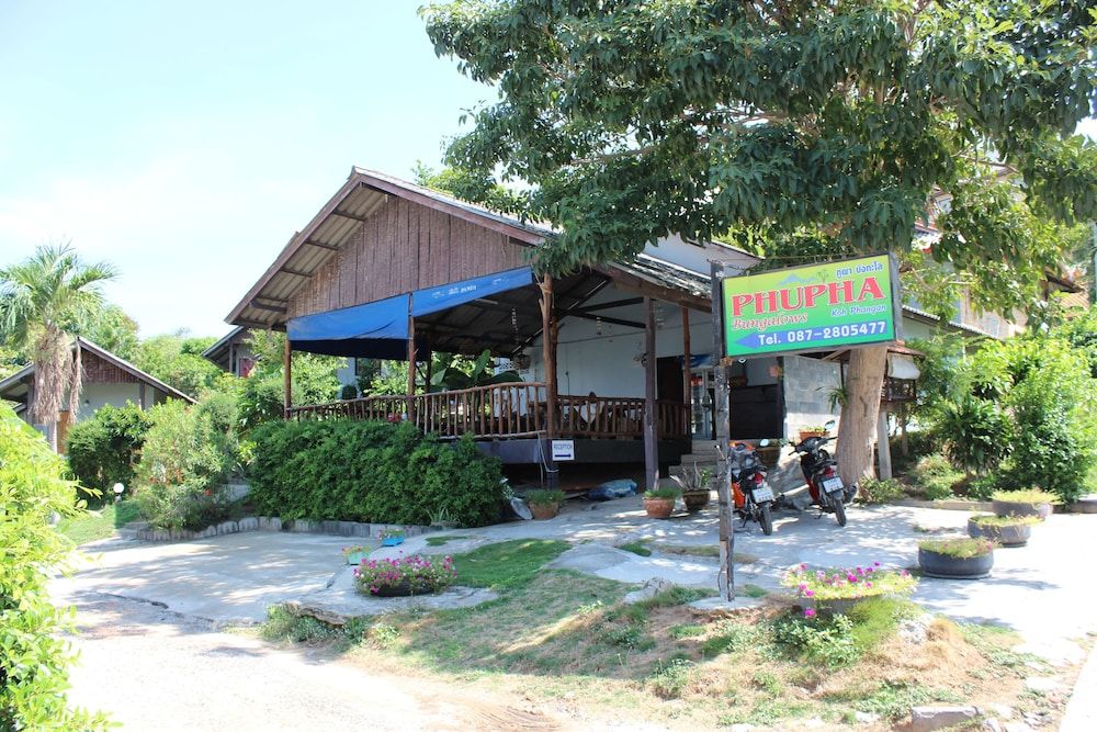 Phupha Bungalow 5/48