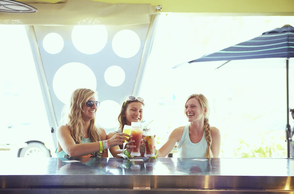 Plunge Beach Hotel 7/66