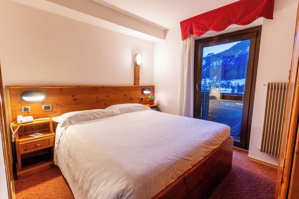 Hotel Miramonti Corvara 12/48