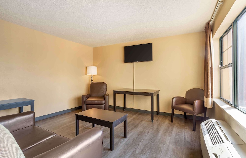 Extended Stay America Suites Somerset Franklin 38/50