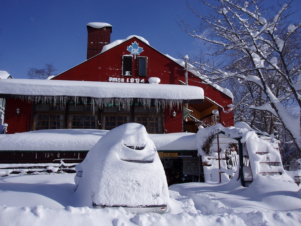 Country Inn Canadian House 2/50