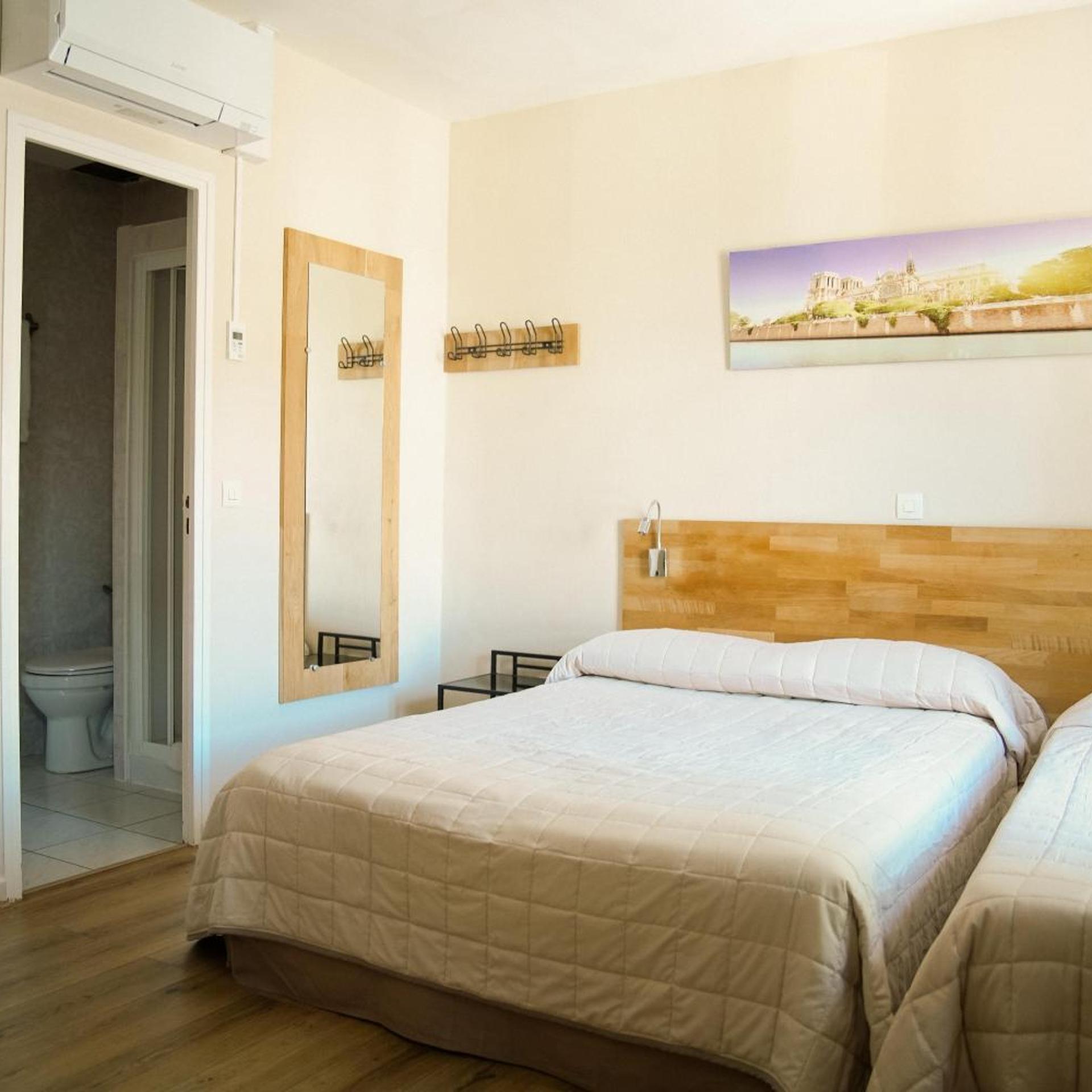 Hotel in Paris 19/41