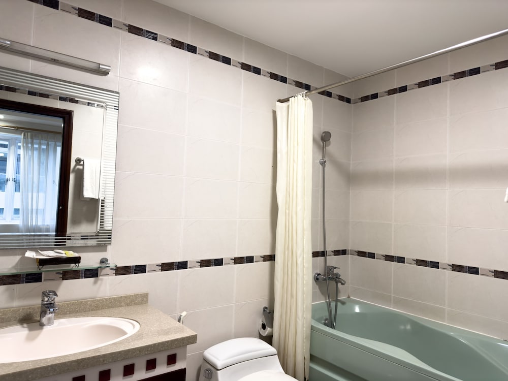 Hoang Yen Hotel 43/48