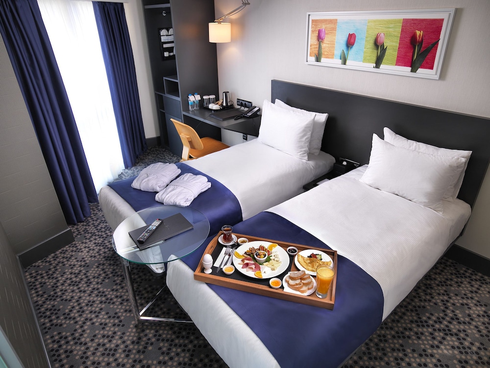 MISA HOTEL 40/59