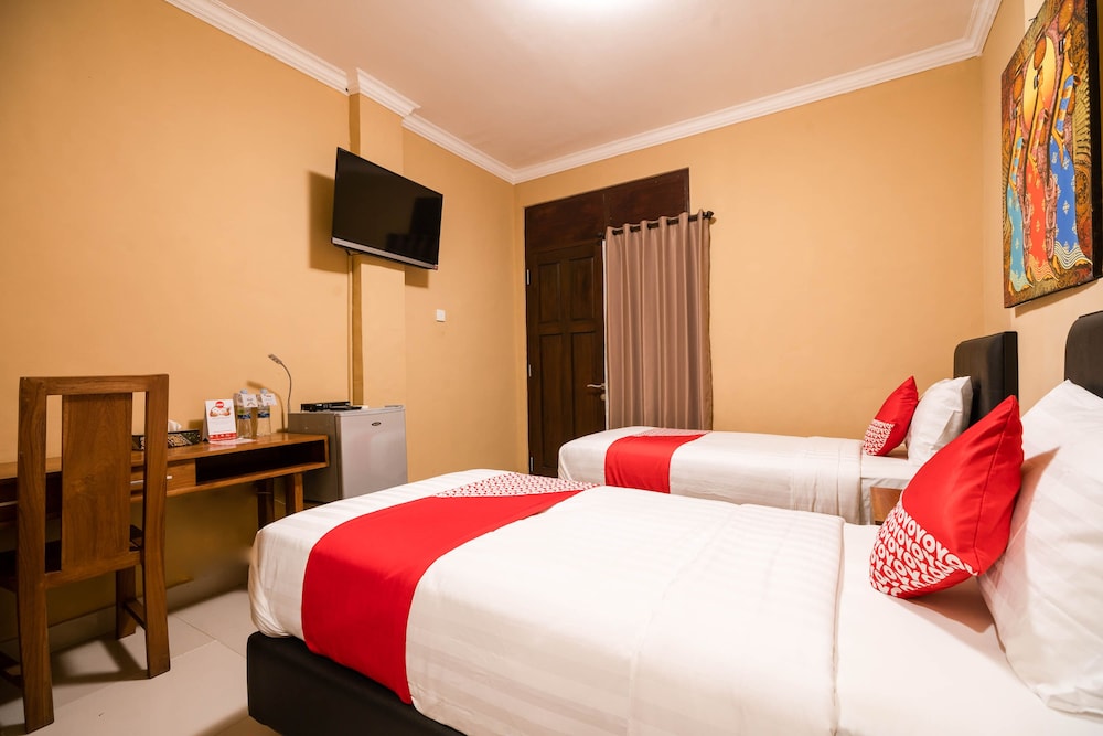Oyo 612 Dante Guesthouse 33/66