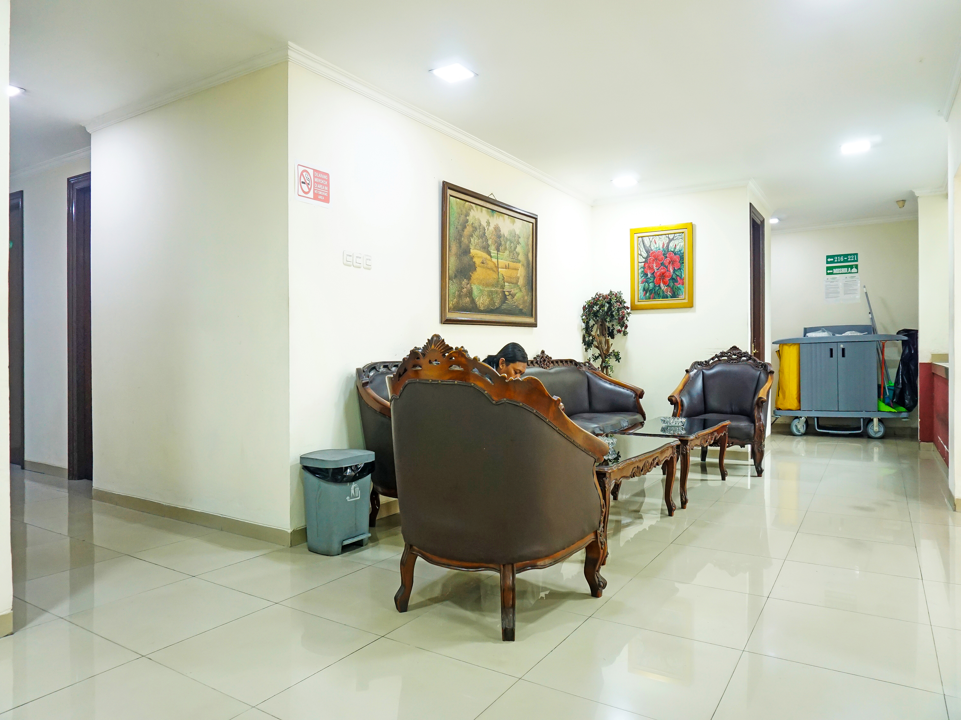 Super OYO Collection O 91409 Hotel Fiducia Otista 153 - 157 32/39