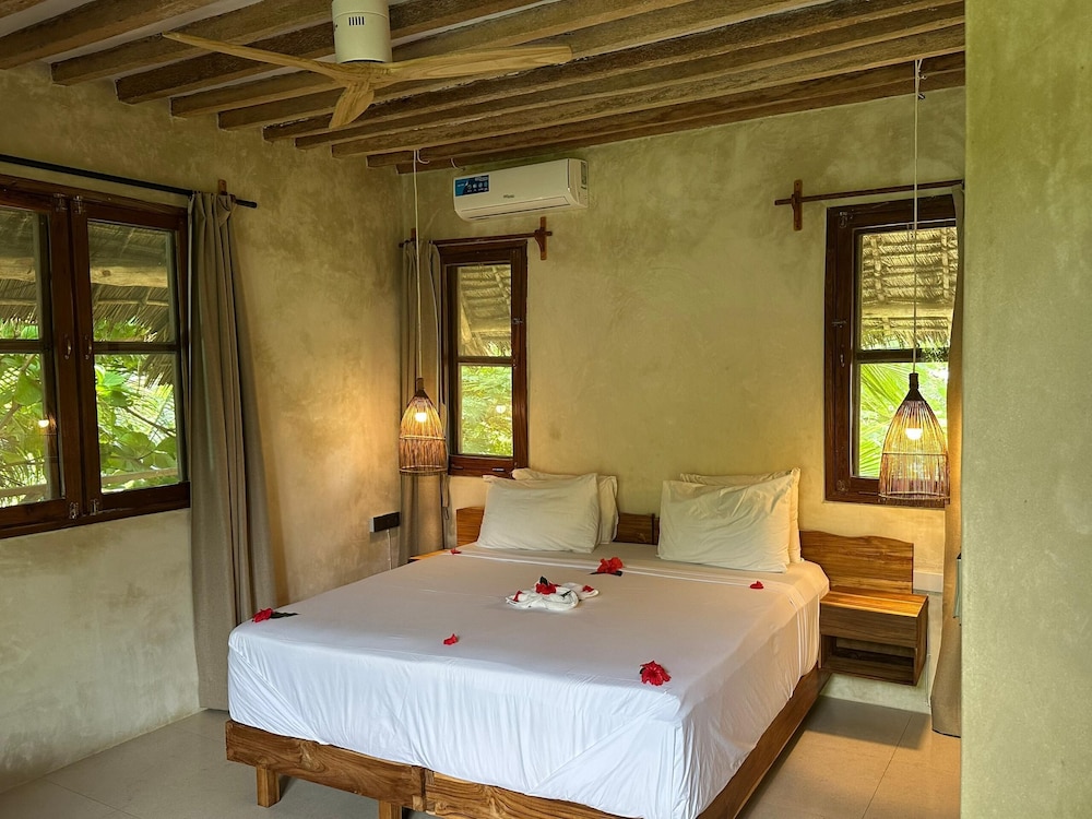 Aluna Beach Lodge 13/50