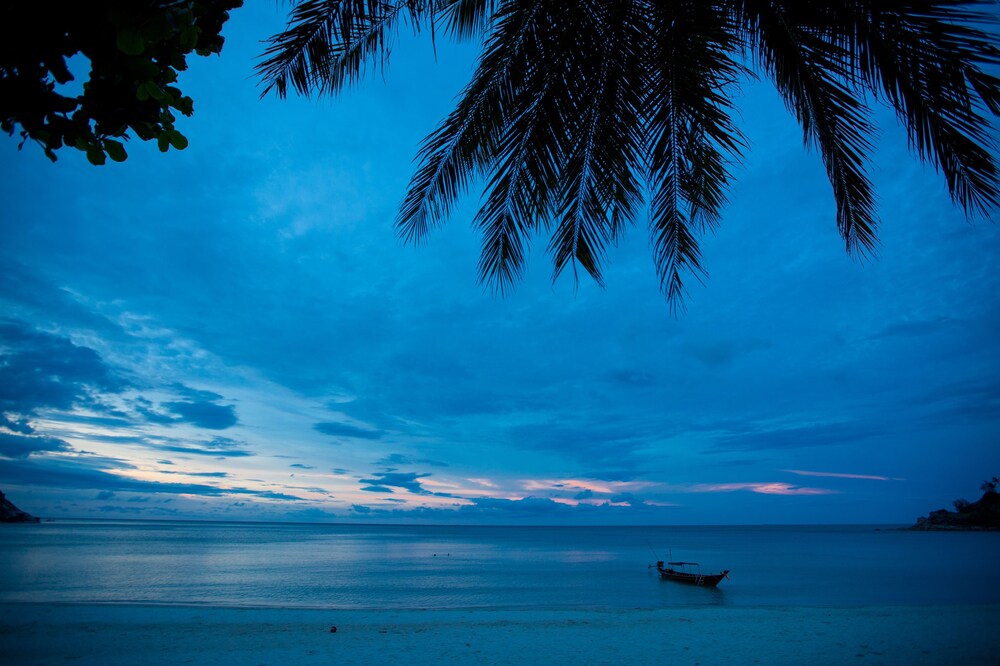 BOTTLE BEACH 1 RESORT 57/74