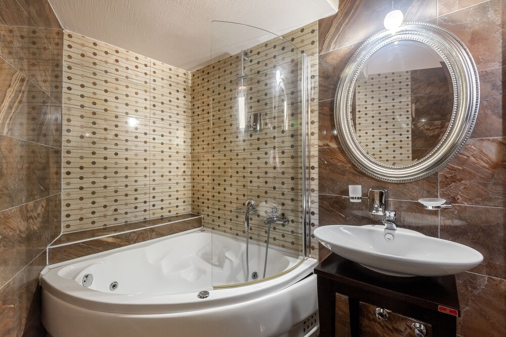 Toti Boutique Rooms 29/55