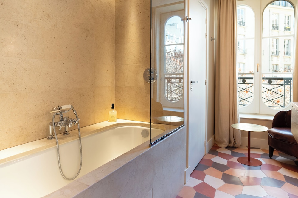 Hotel du Sentier 33/36
