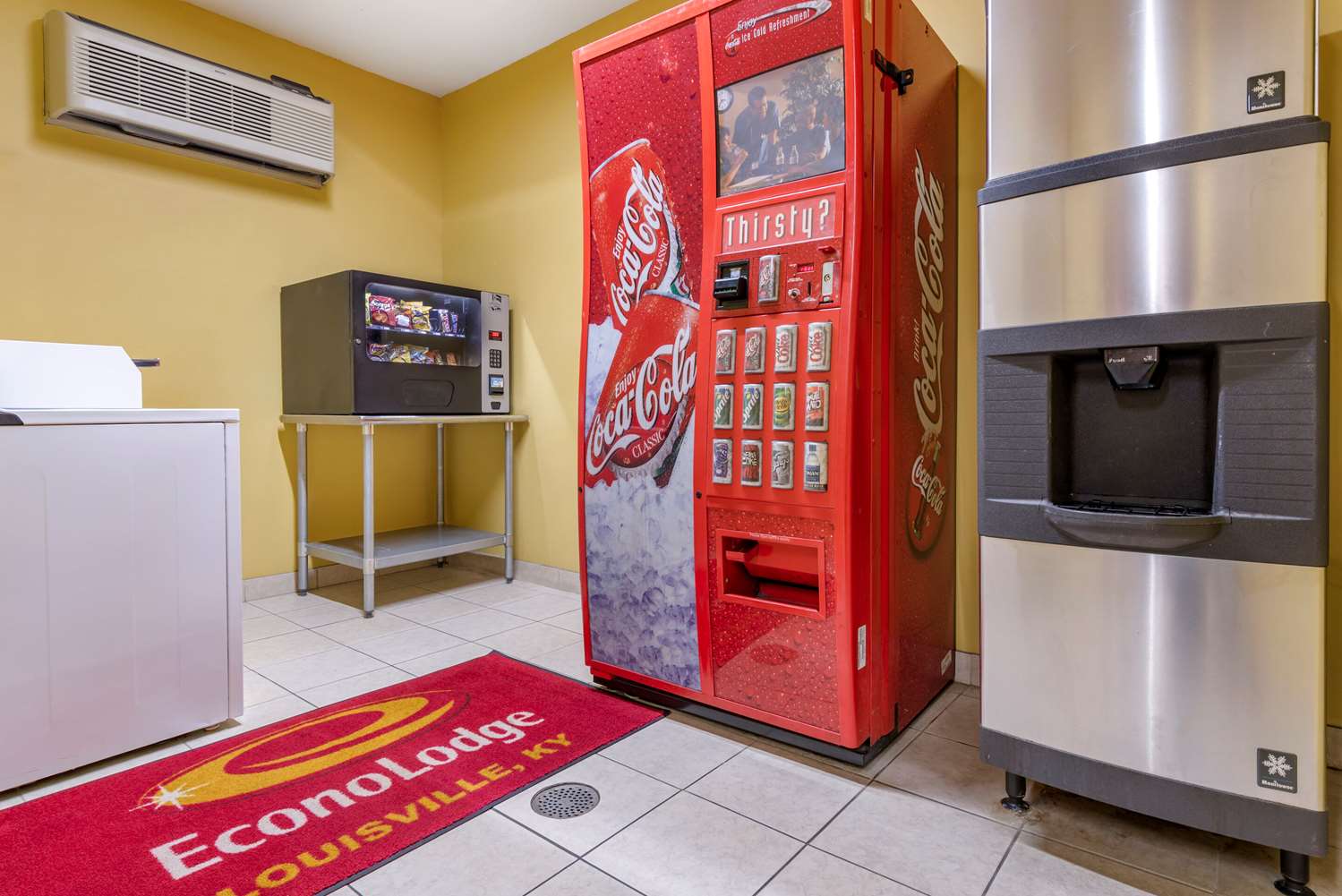 Econo Lodge Louisville Airport 5/40