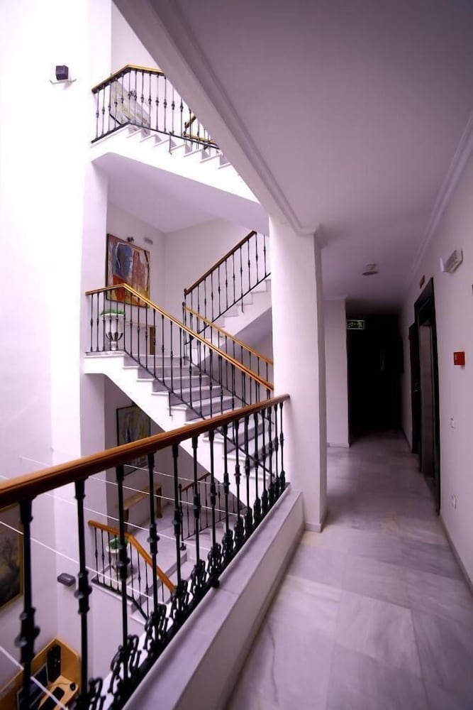 Hotel Dona Blanca 26/41