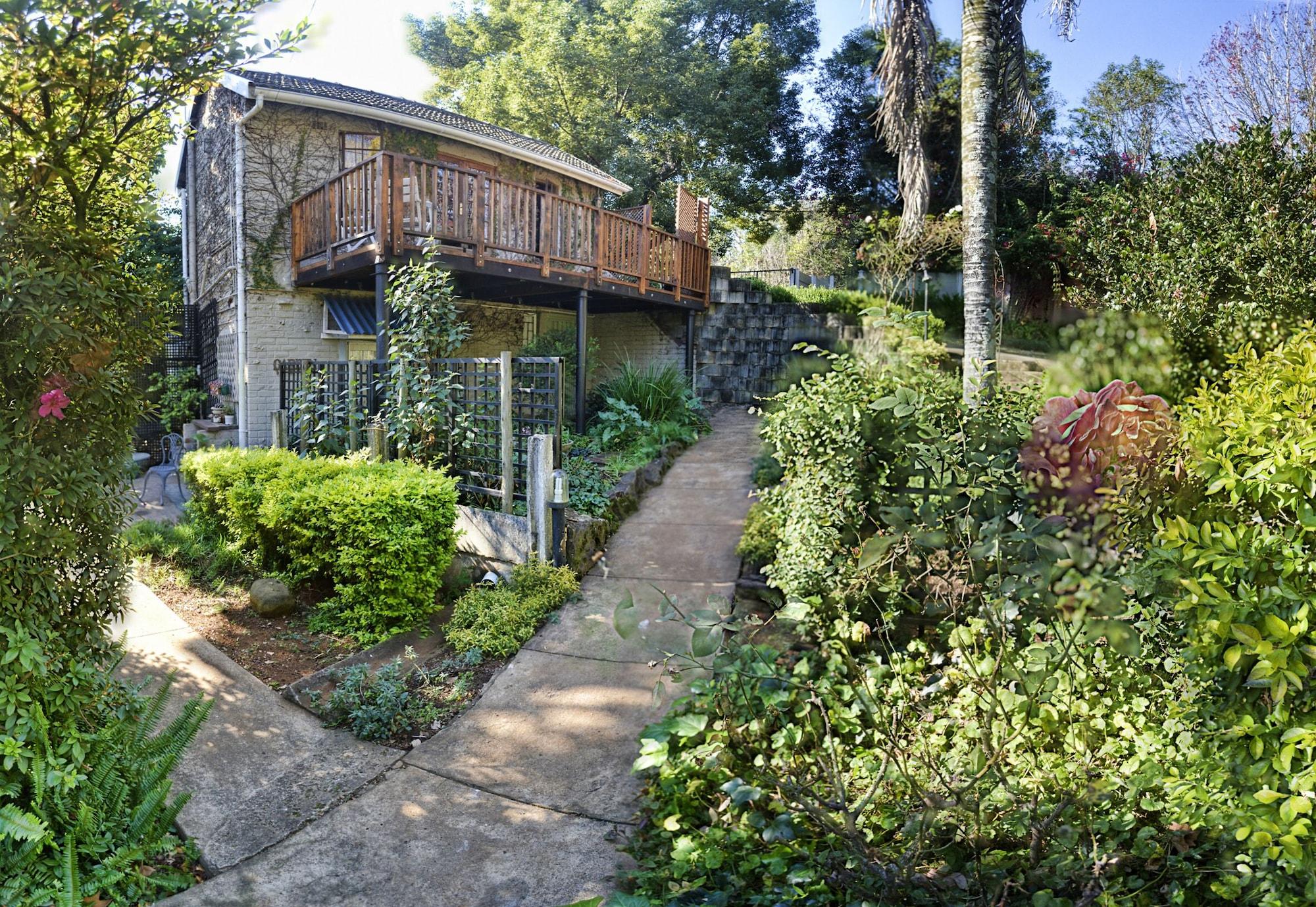A Garden Suite 2/37