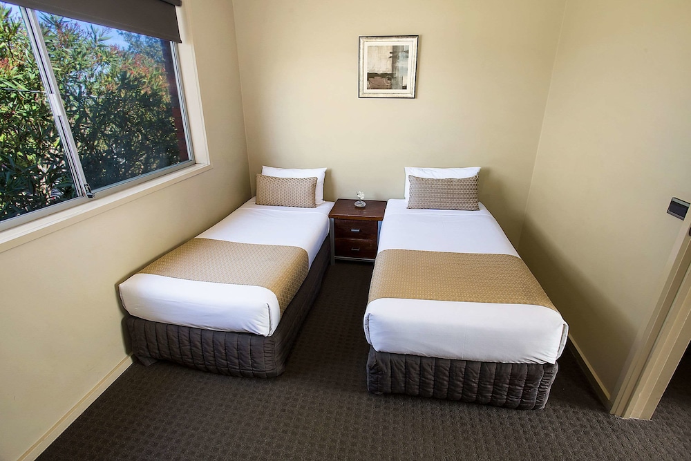 Comfort Inn On Raglan 9/39