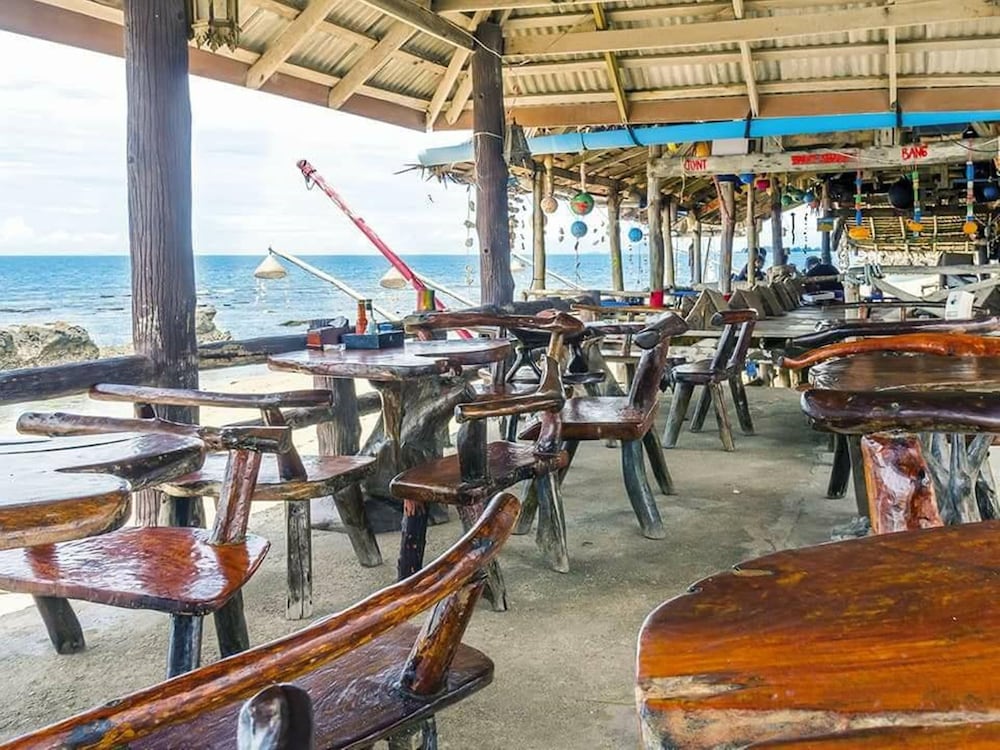 Lanta New Beach Bungalows 24/50