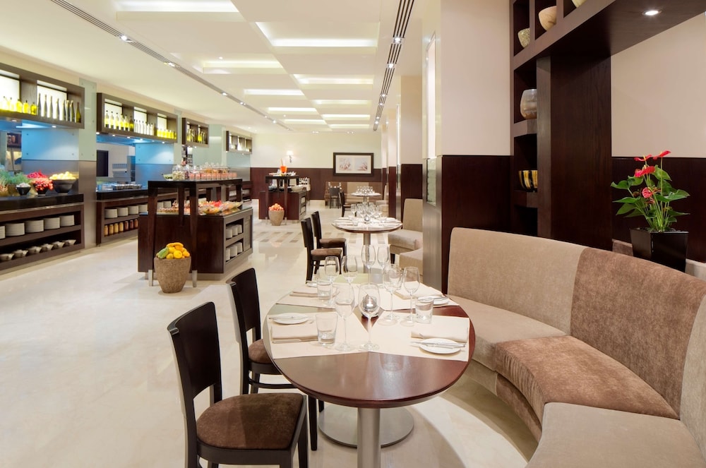 Hyatt Regency Hotel Dubai Deira 34/50