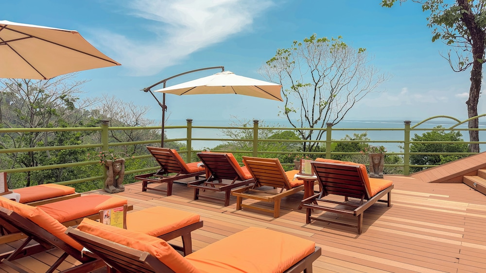 Issimo Suites Boutique Hotel Spa Adults Only 64/71