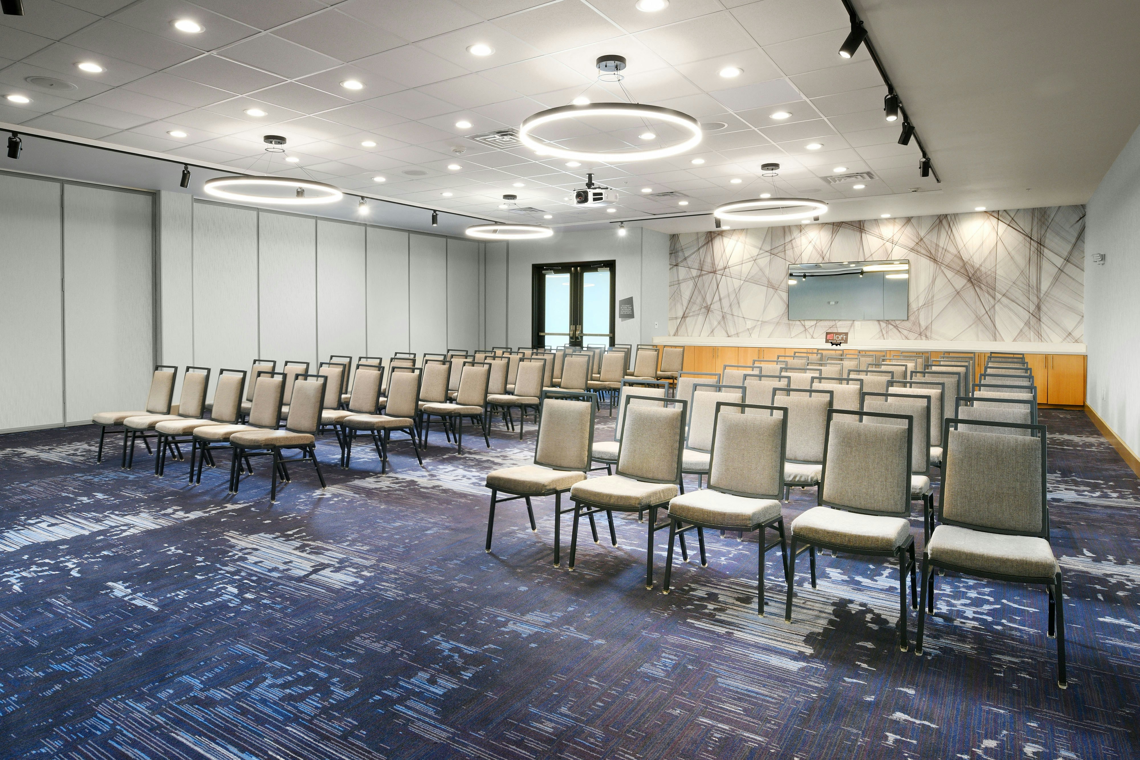 Aloft Dallas Euless 33/44