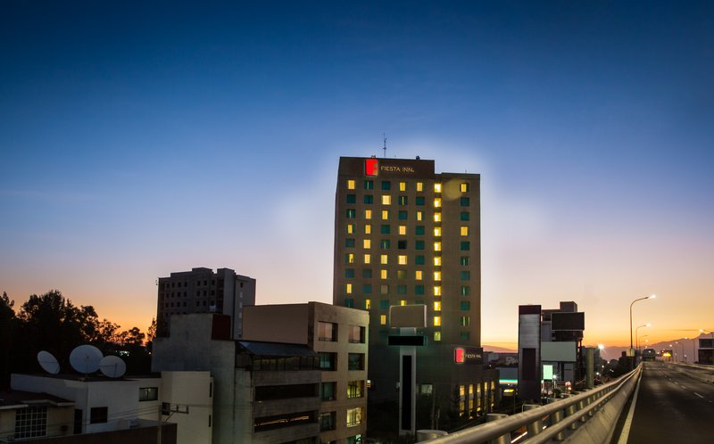Fiesta Inn Periferico Sur 1/64