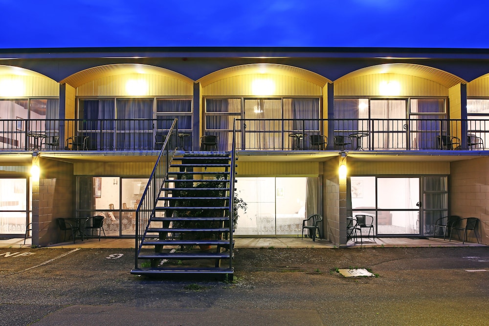 289 Midway Motel 5/60