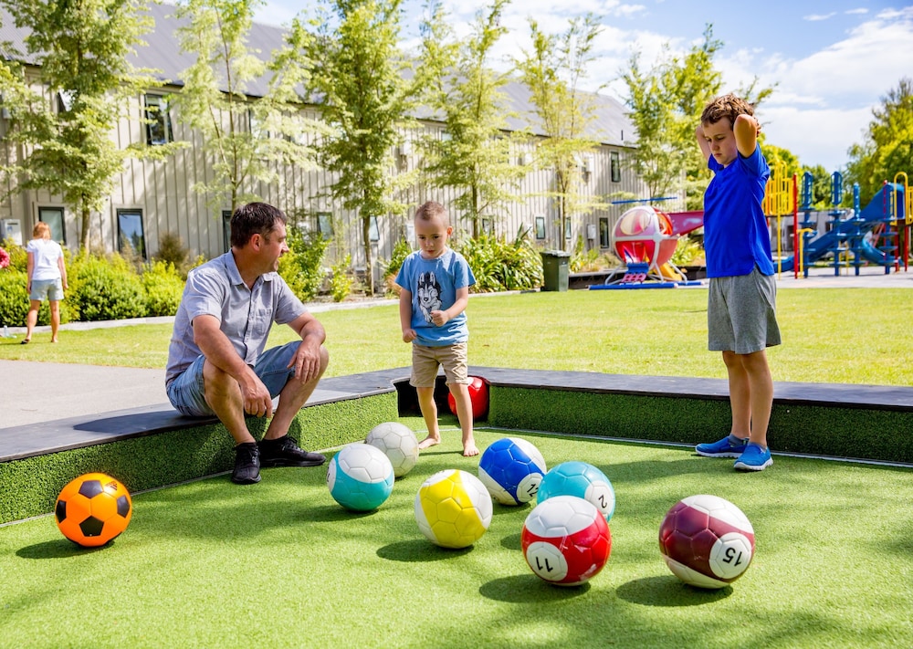 Tasman Holiday Parks - Christchurch 35/36