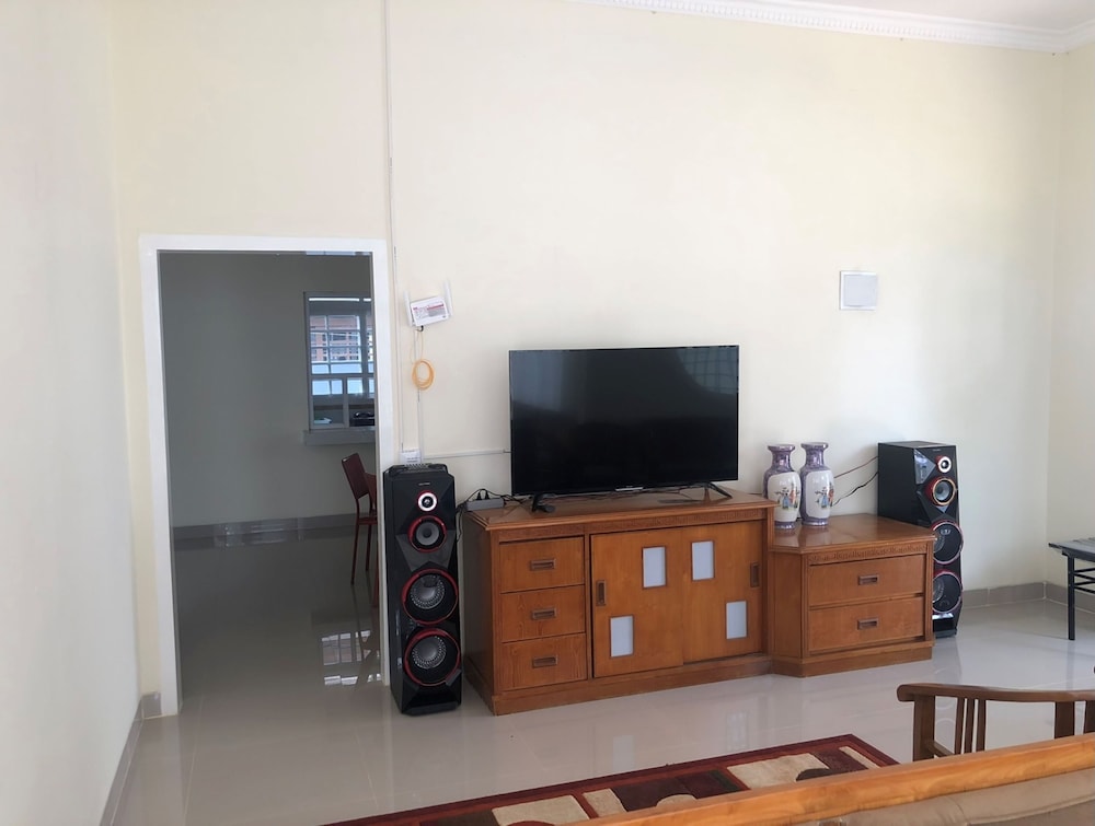 Eton Asia Kota Bunga Villas 35/48