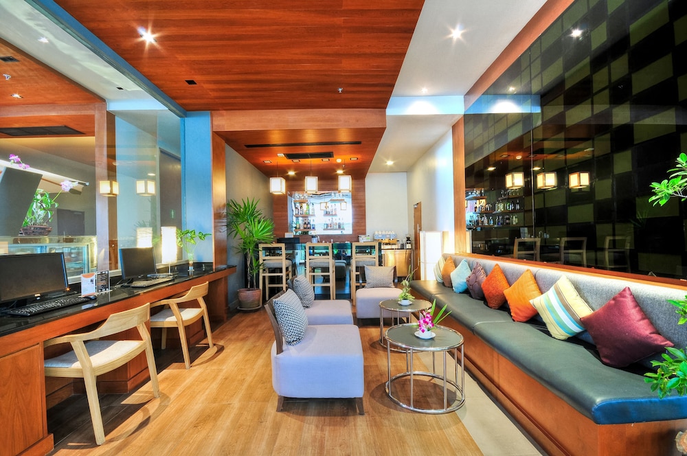 The Ashlee Heights Patong Hotel and Suites 39/62