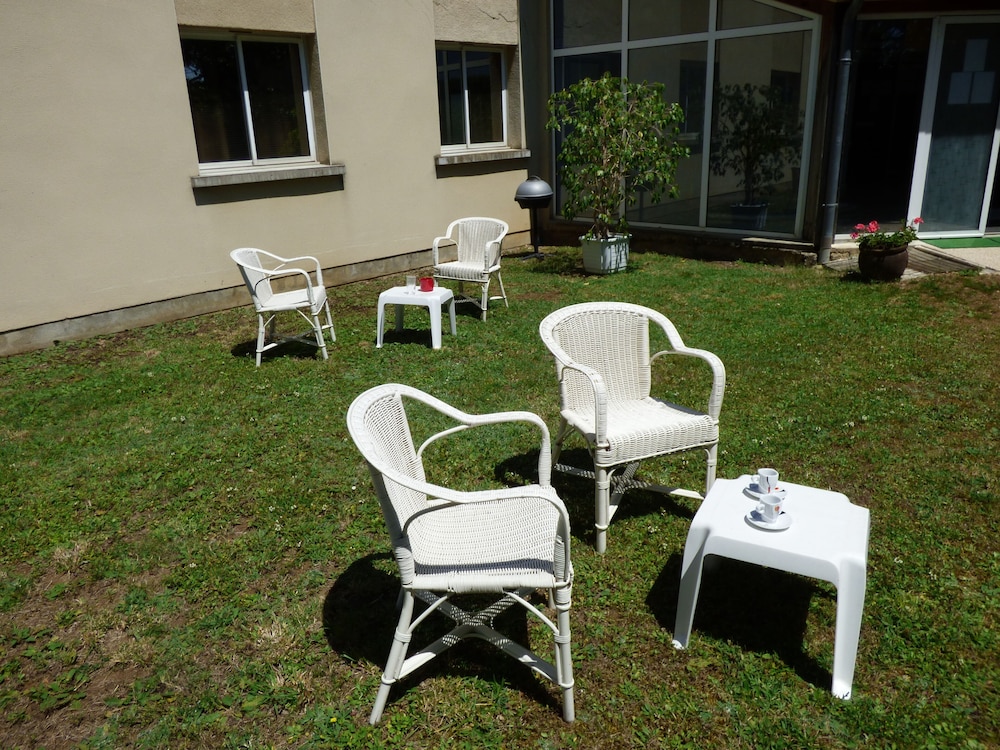 surroundings
