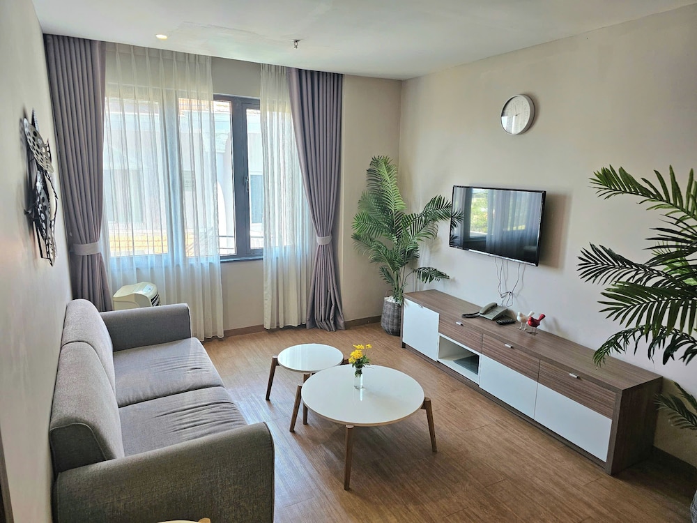 The Luxe Hotel Da Lat 52/76