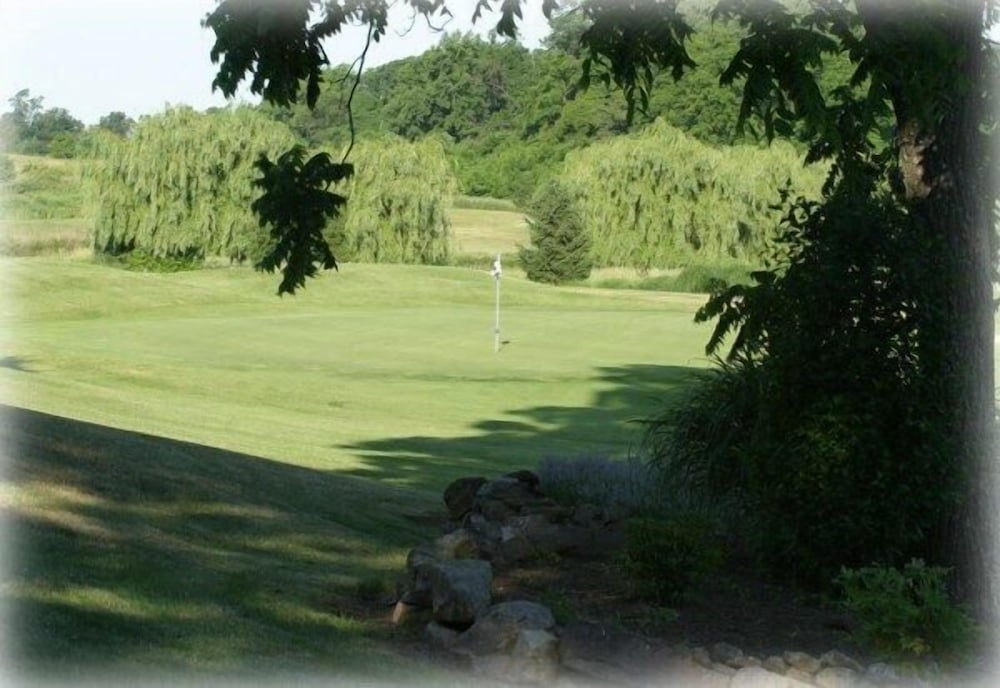 Guest Quarters at The Bridges Golf Club 42/58