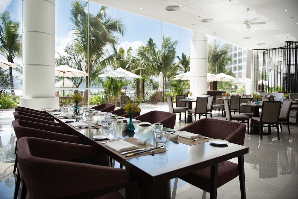 Vinpearl Resort and Spa Nha Trang Bay 35/50