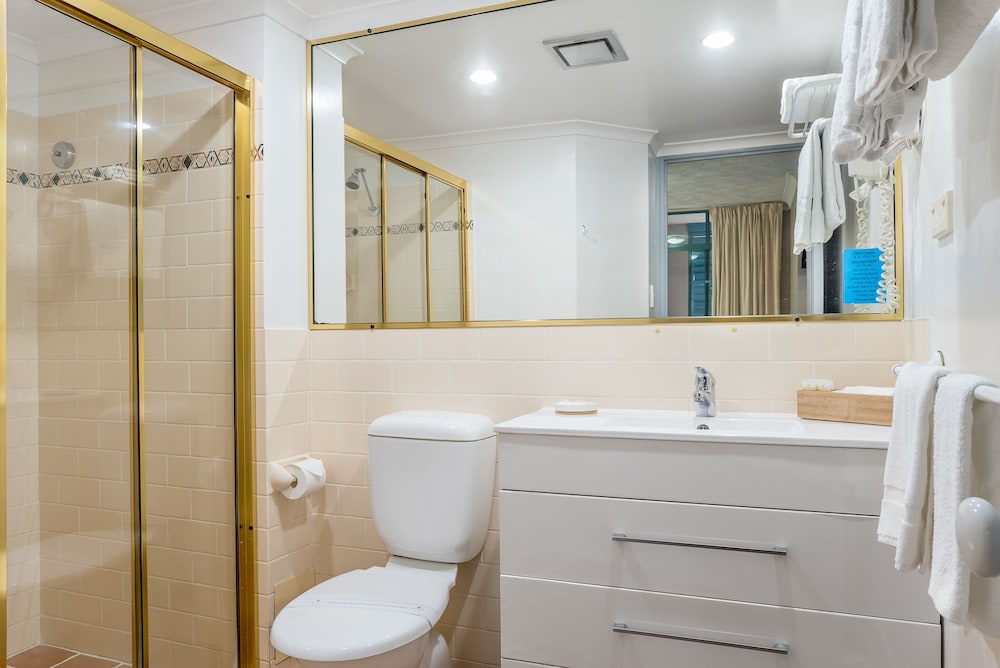 Aaa Airport Albion Manor Apartments and Motel 15/34