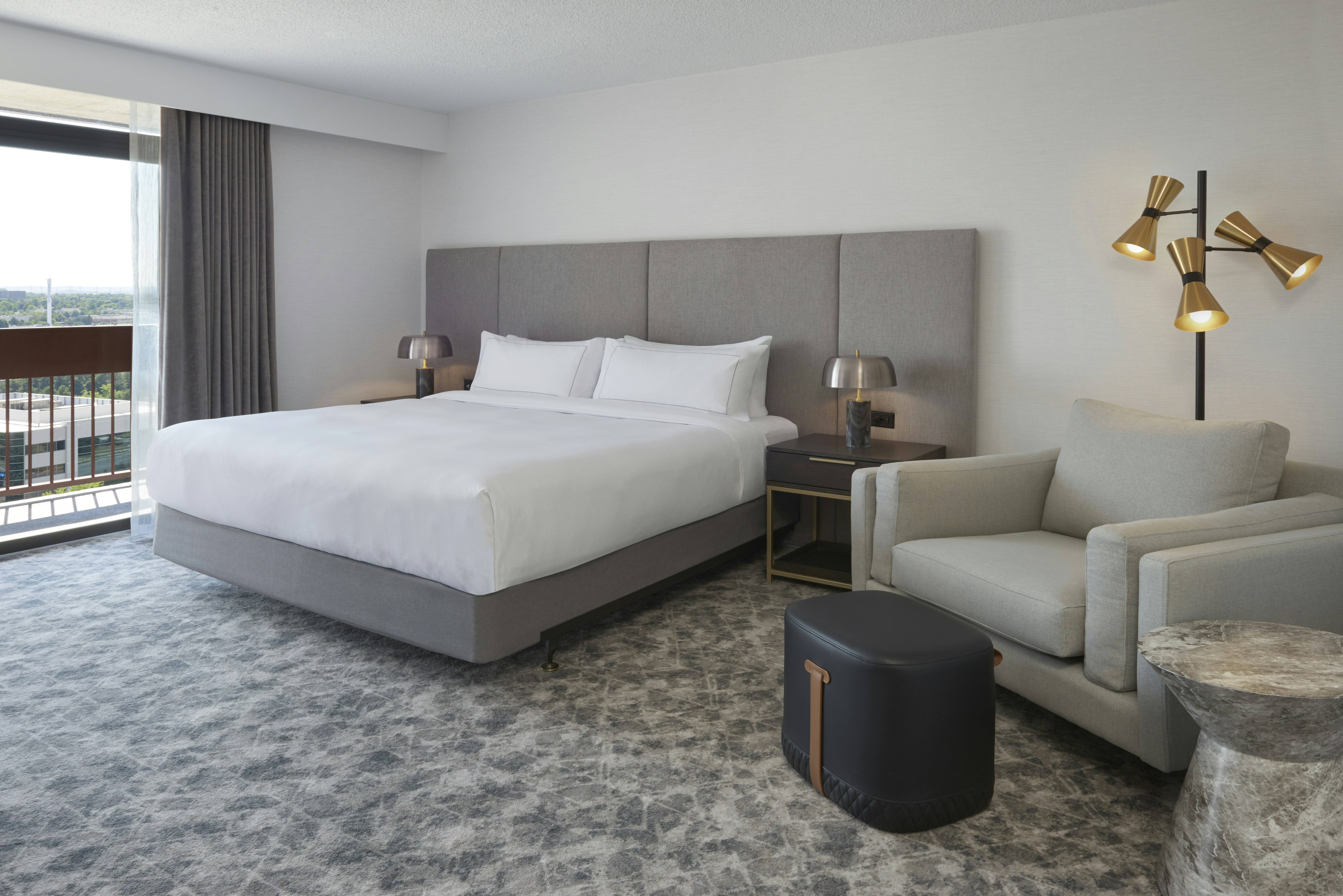 Meadowvale, Suite, King Bed