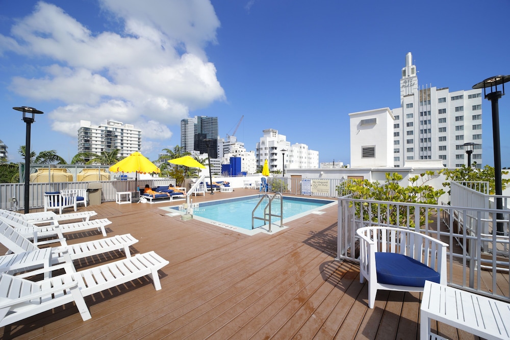Claremont Hotel Miami Beach 31/37