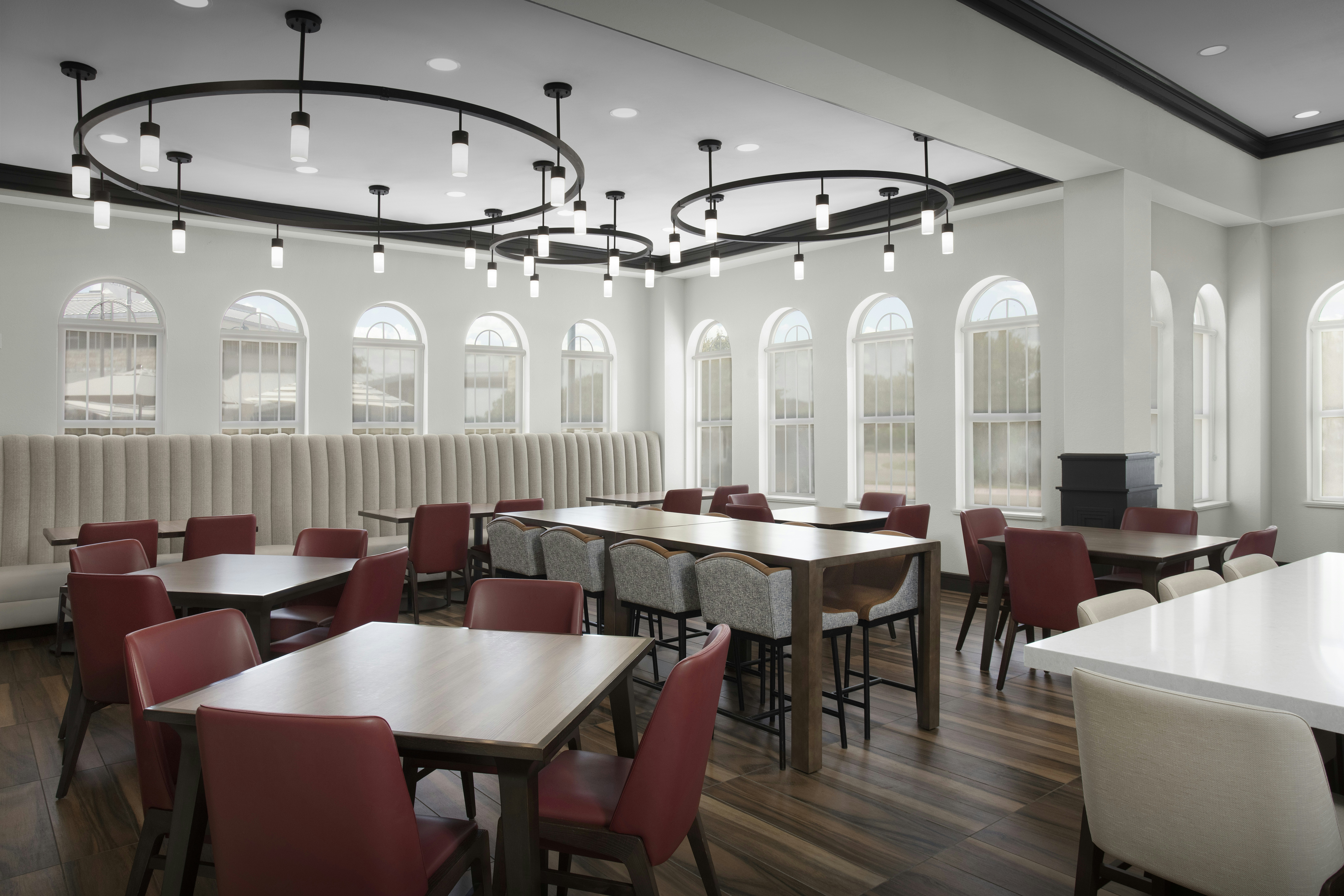 Hilton Garden Inn Granbury 44/64