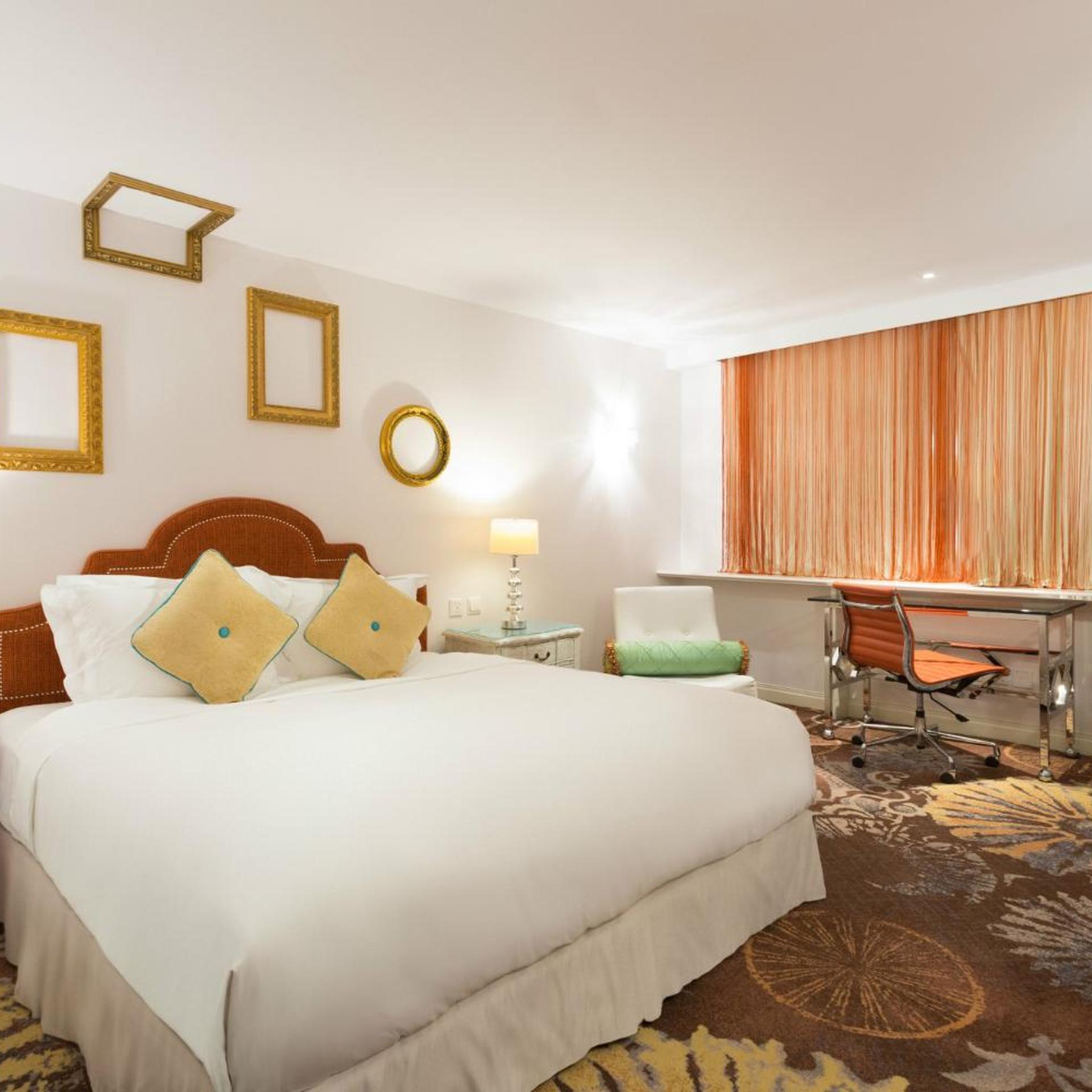 غرفة ديلوكس بسرير مزدوج أو سريرين منفصلين مع سرير إضافي، The Luxe Manor Hotel 2/8