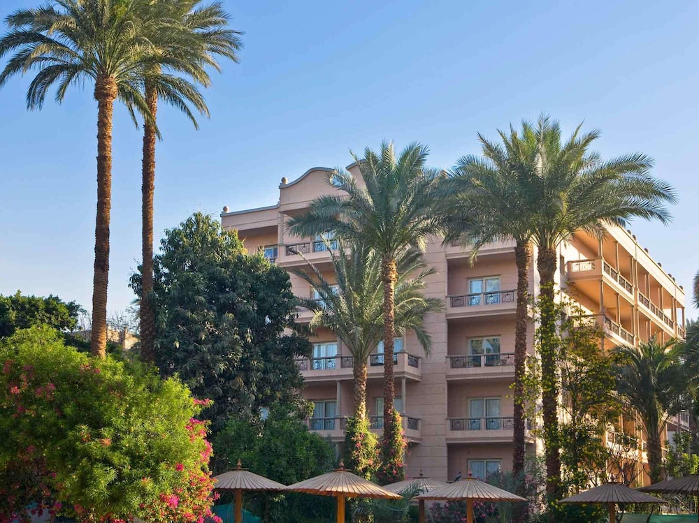 Pavillon Winter Luxor 6/42